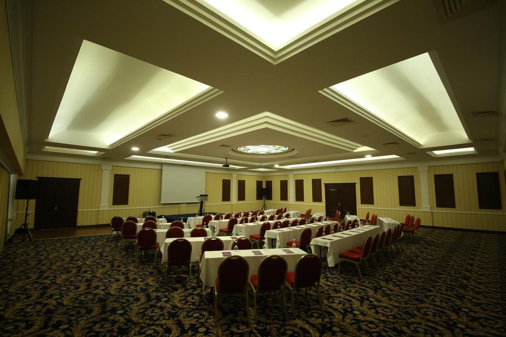 Anemon Grand Manisa Otel Exterior foto