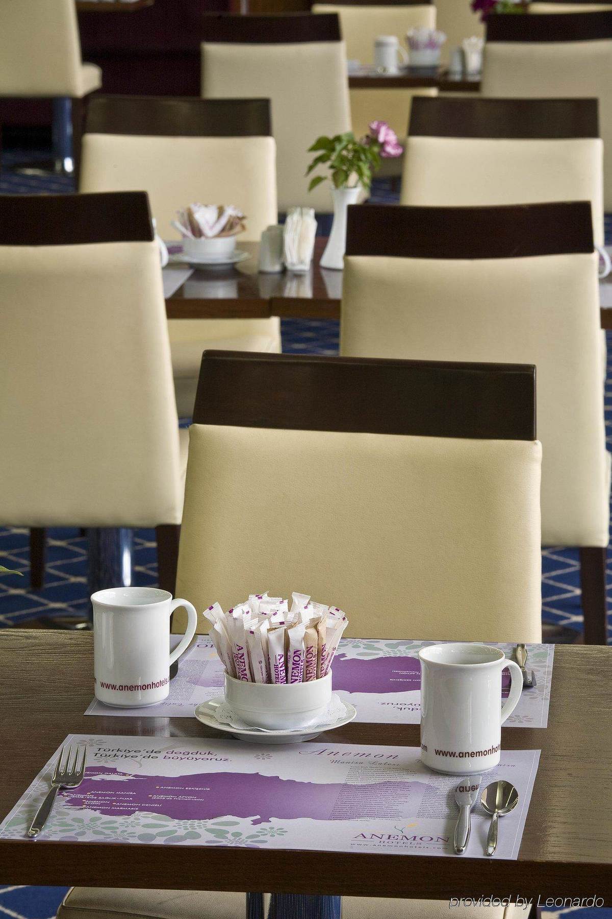 Anemon Grand Manisa Otel Restaurante foto